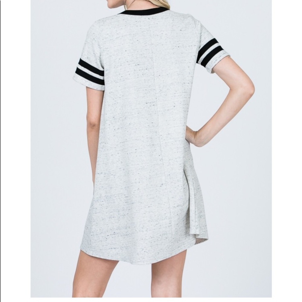 Cap sleeves - Picture 2 of 2